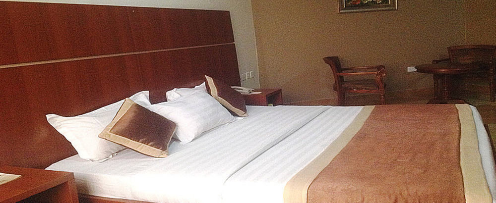 Newton Park Hotels & Resort Abuja Bagian luar foto